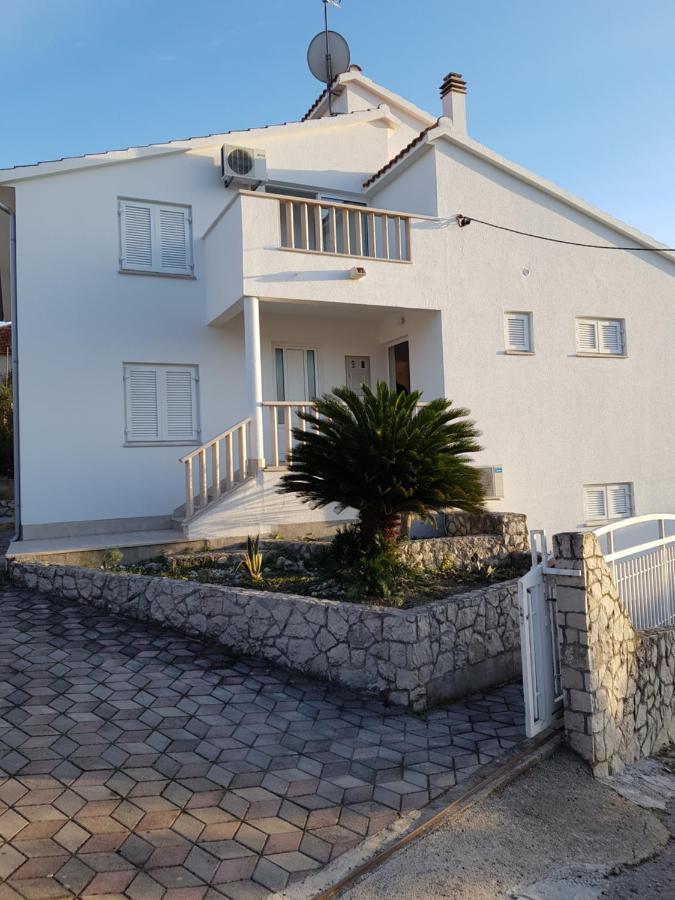 Apartments Mdk Kate Трогир Екстериор снимка